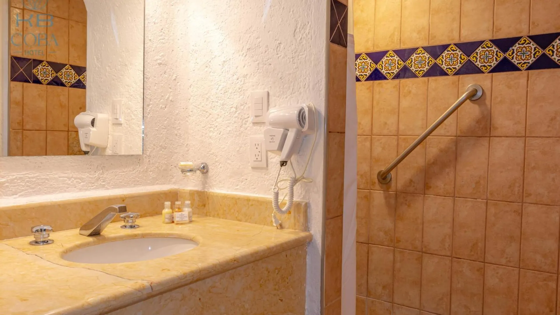 Kaab Coba Hotel